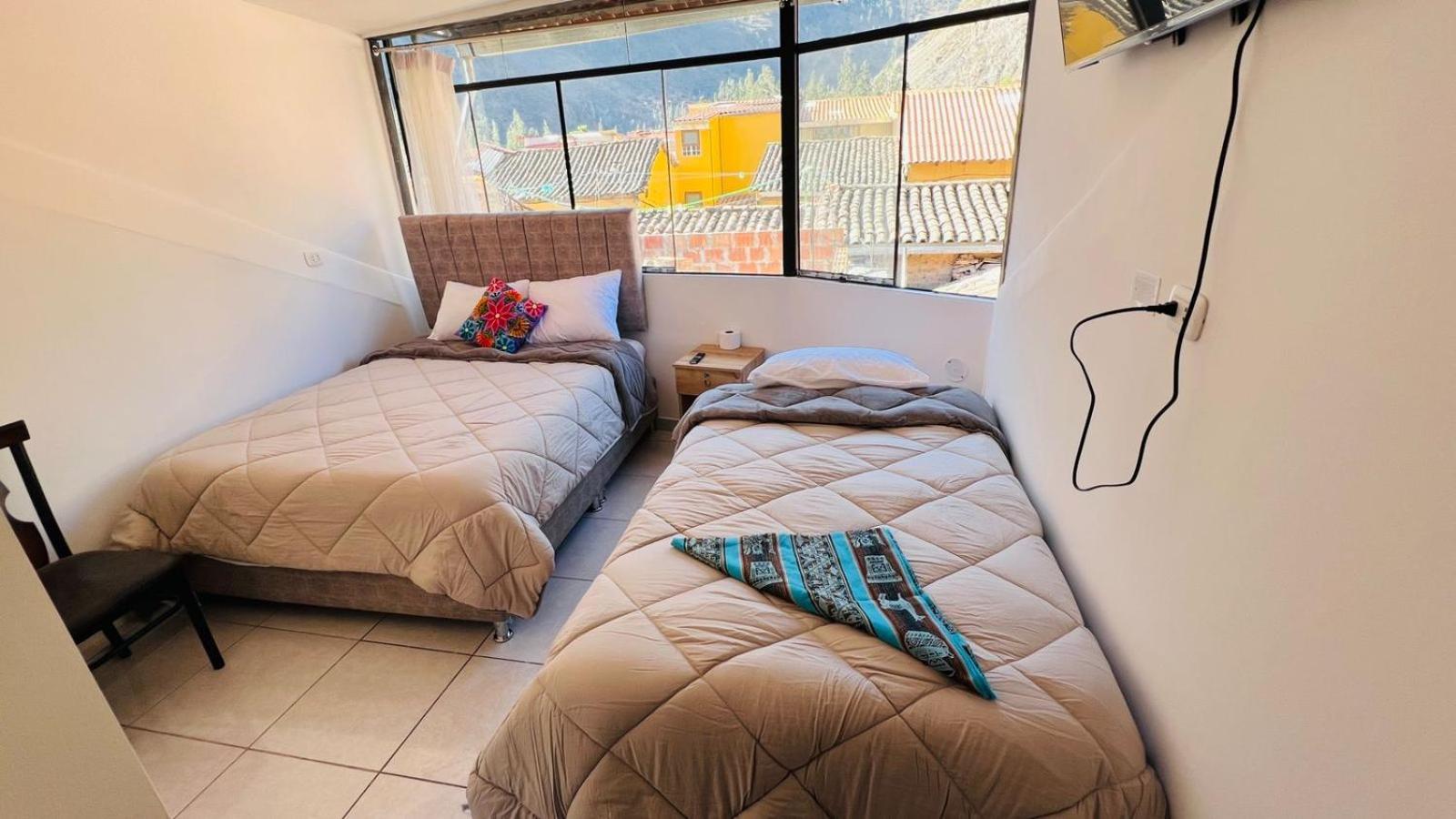 Intikilla Hostal Ollantaytambo Luaran gambar