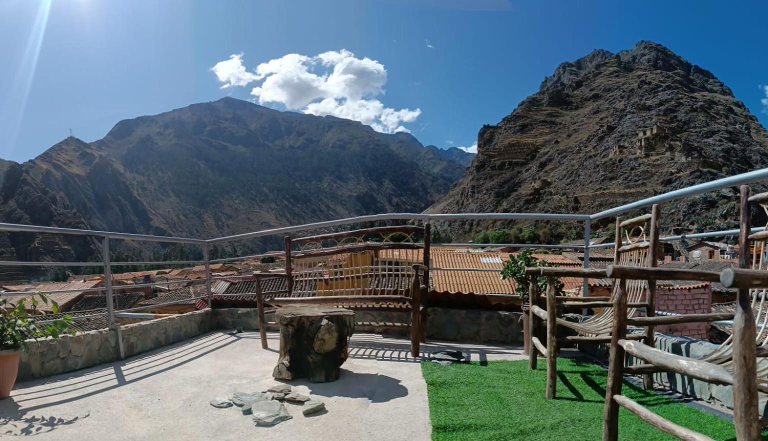 Intikilla Hostal Ollantaytambo Luaran gambar