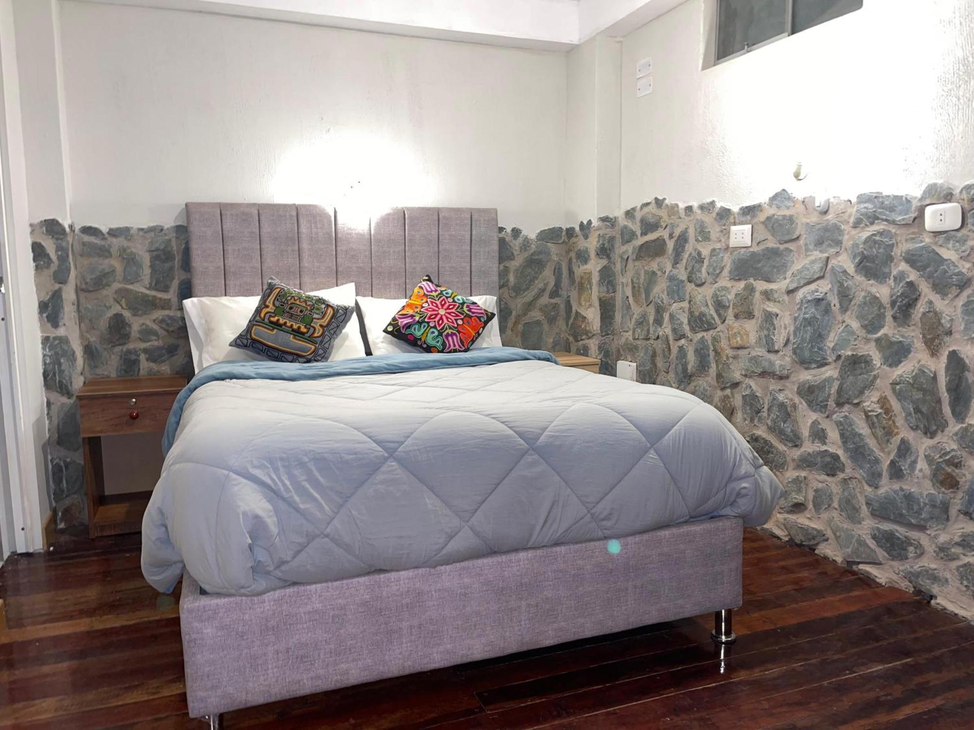 Intikilla Hostal Ollantaytambo Luaran gambar